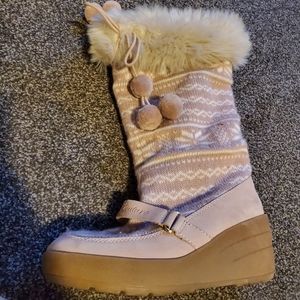 Juicy couture knit boots